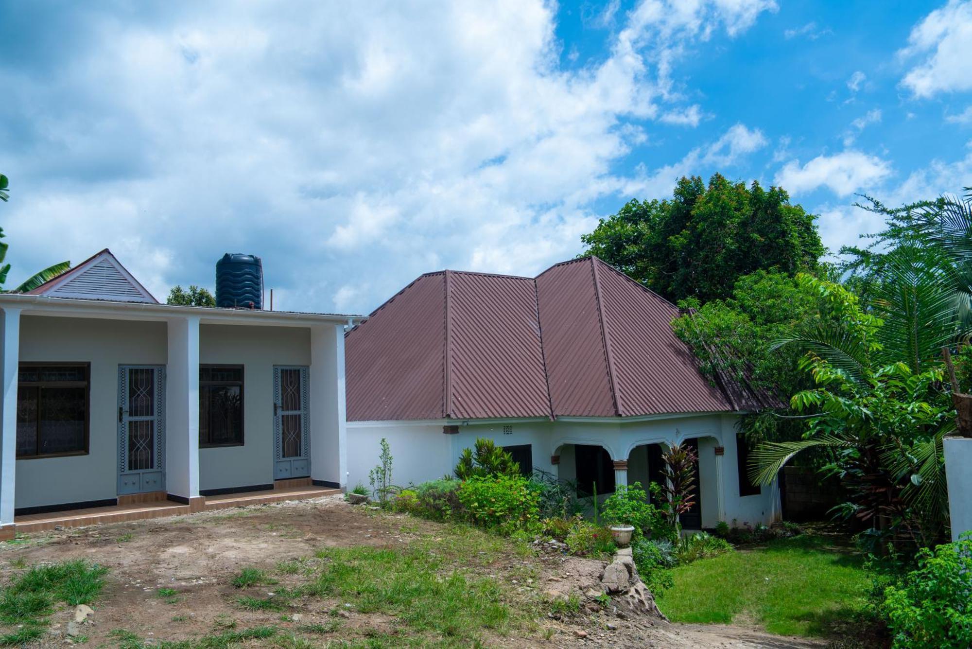לינה וארוחת בוקר ארושה New Dream House מראה חיצוני תמונה