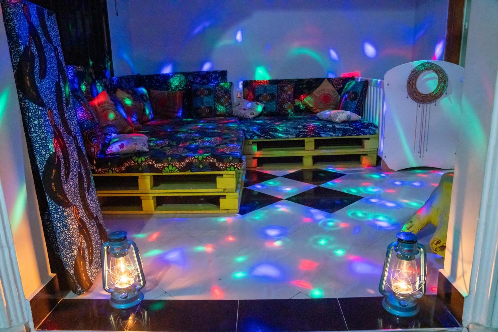 לינה וארוחת בוקר ארושה New Dream House מראה חיצוני תמונה